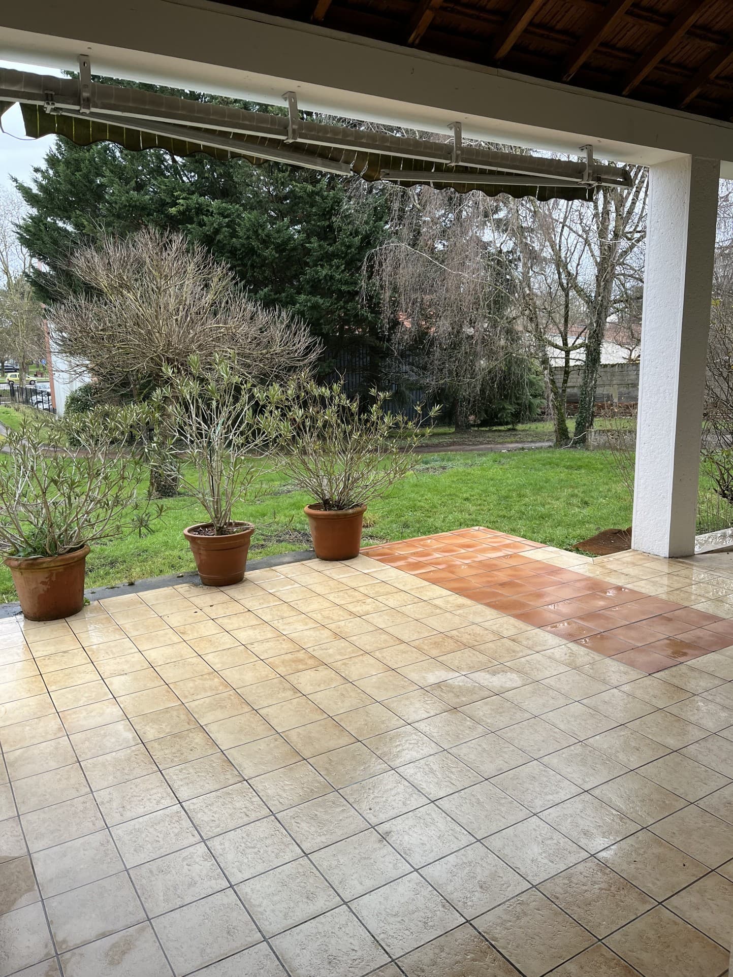 MAISON D'ARCHITECTE ST JEAN DES VIGNES