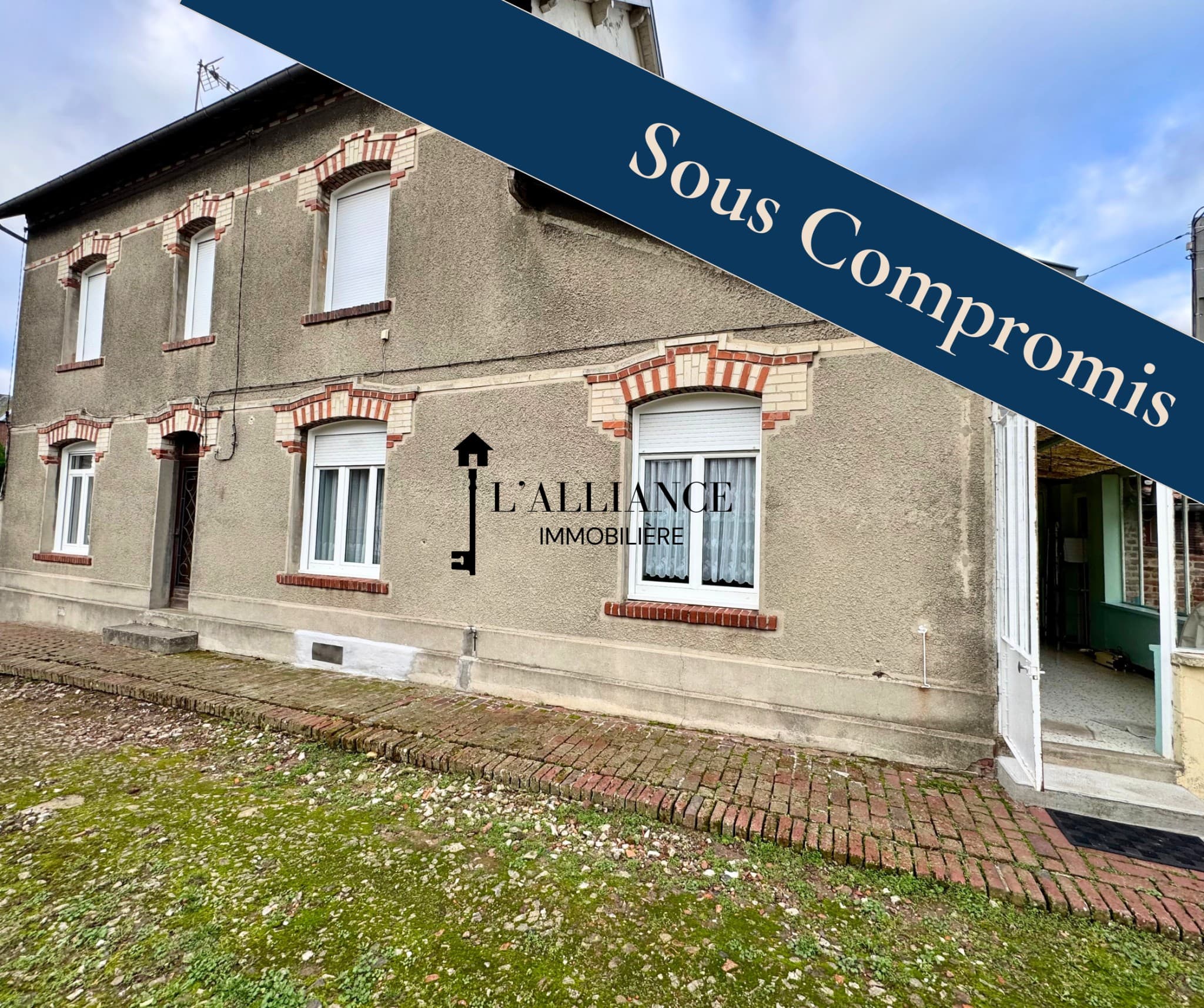 Maison Semi plein-pied a rénover de 3 chambres