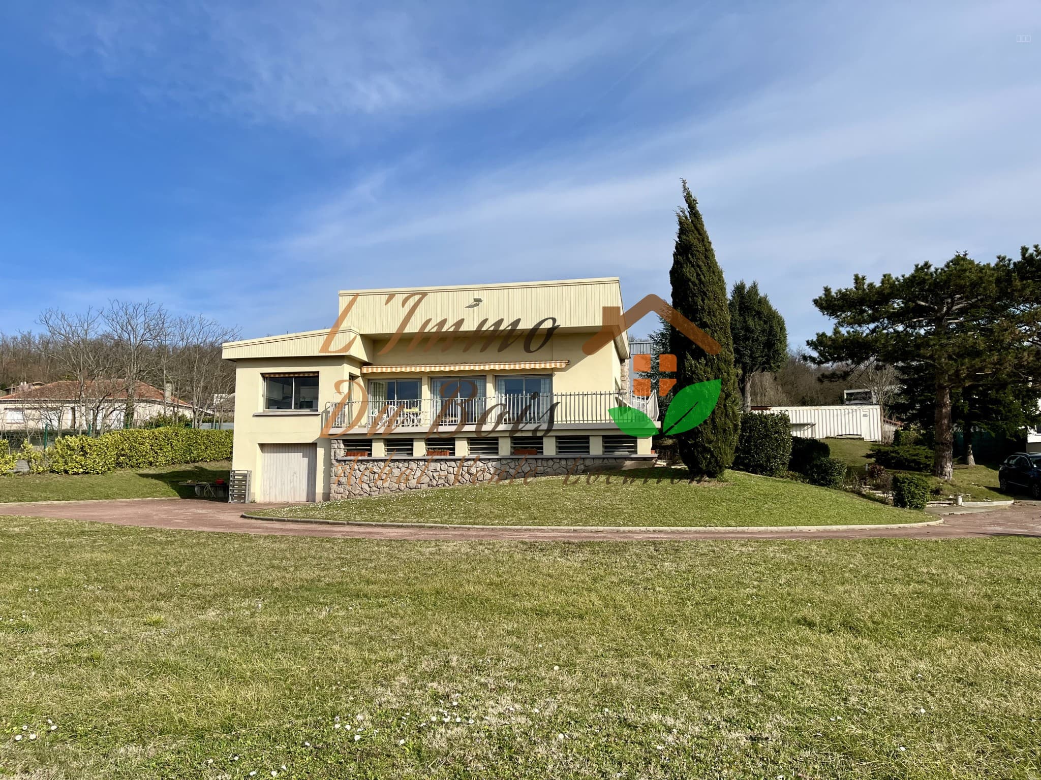 VILLA 7 PIECES AVEC TERRAIN DE 2900M2