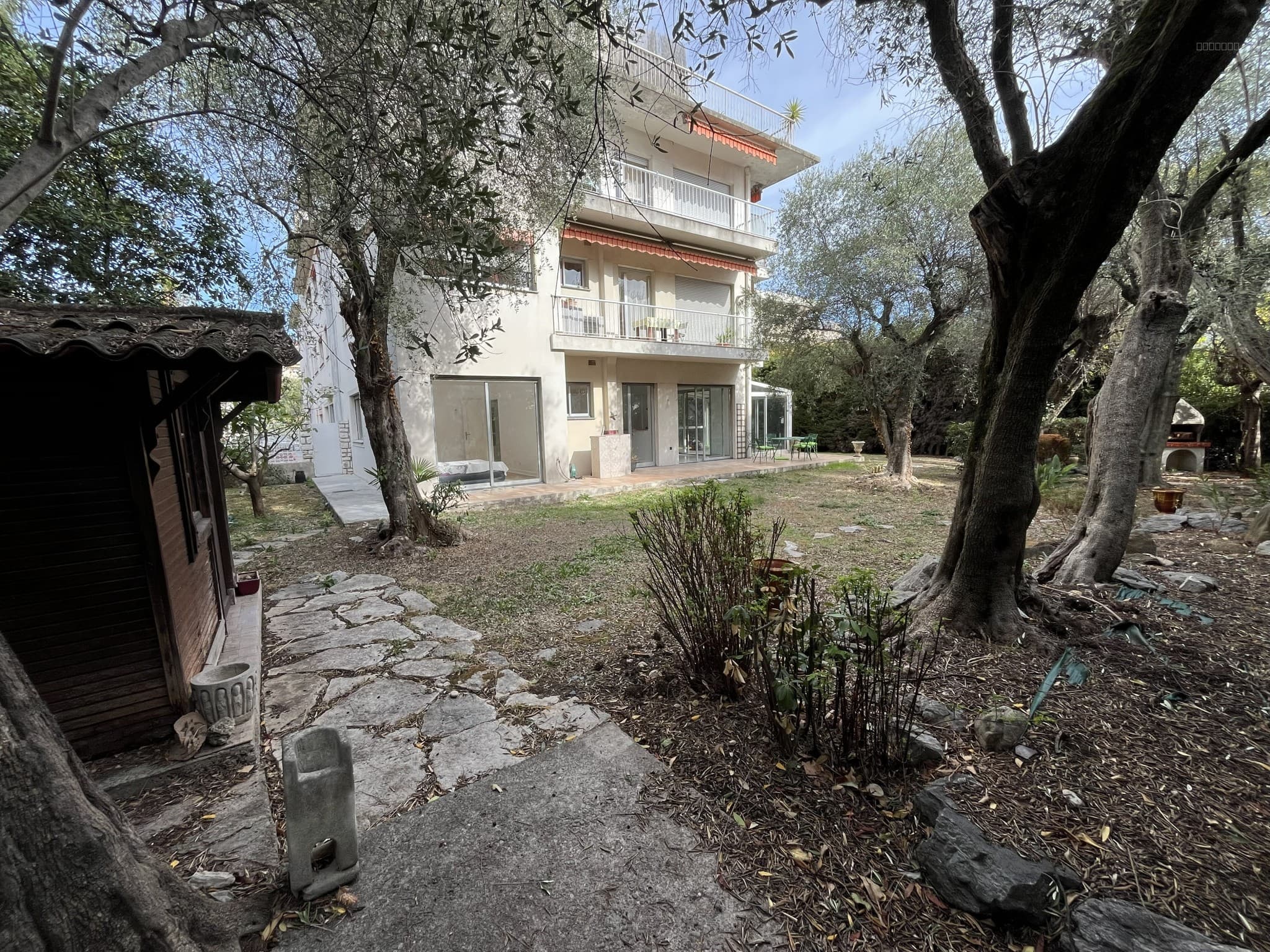 A VENDRE - NICE CIMIEZ - 4 PIECES - JARDIN - GARAGE