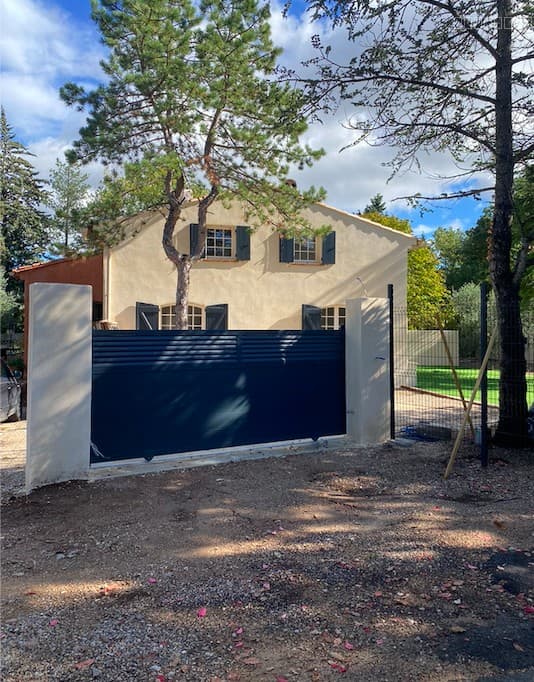 MAISON DE TYPE 4 , JARDIN , NANS LES PINS