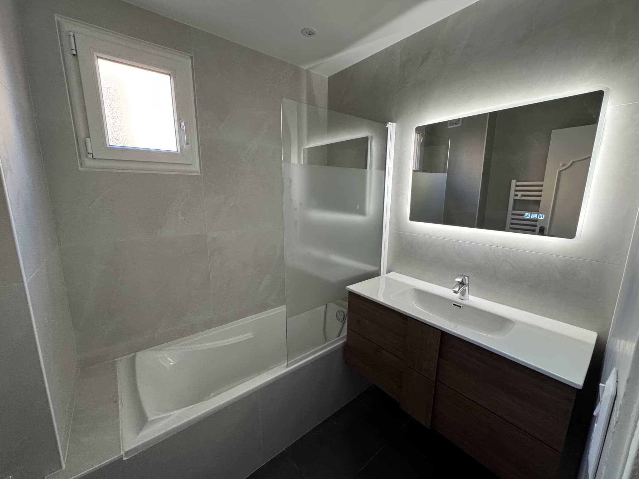 Appartement 3 pièces rénové - Saint Sylvestre