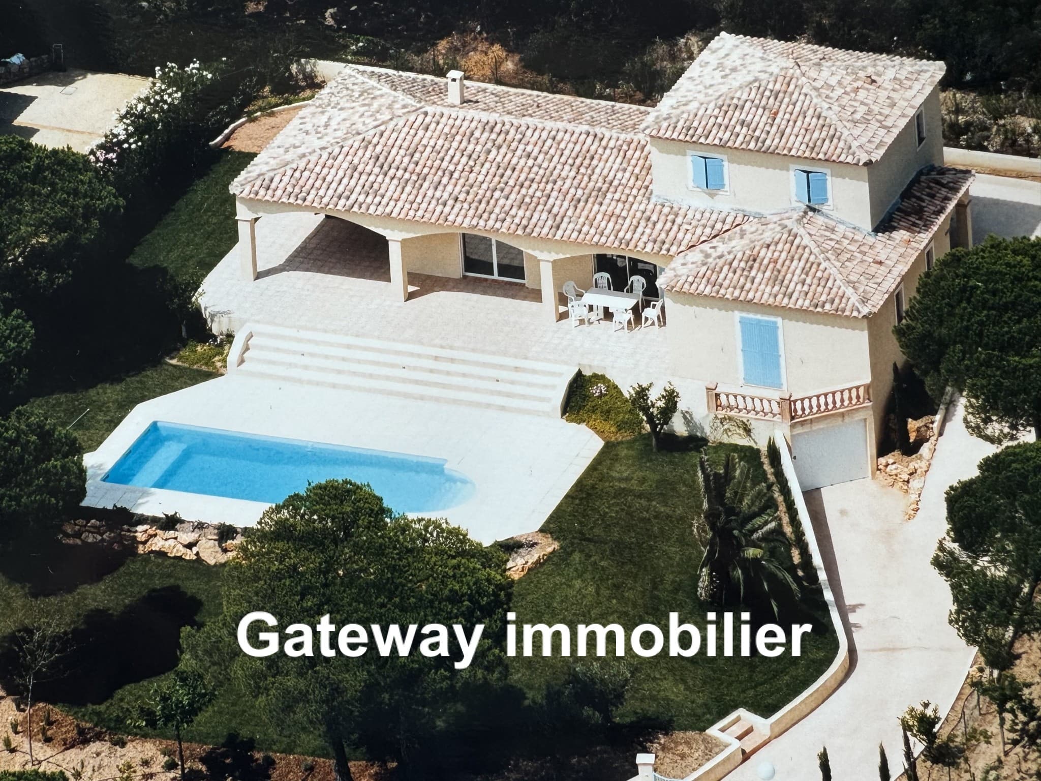 MAISON PROVENCALE DE 155m2 À SAINTE MAXIME