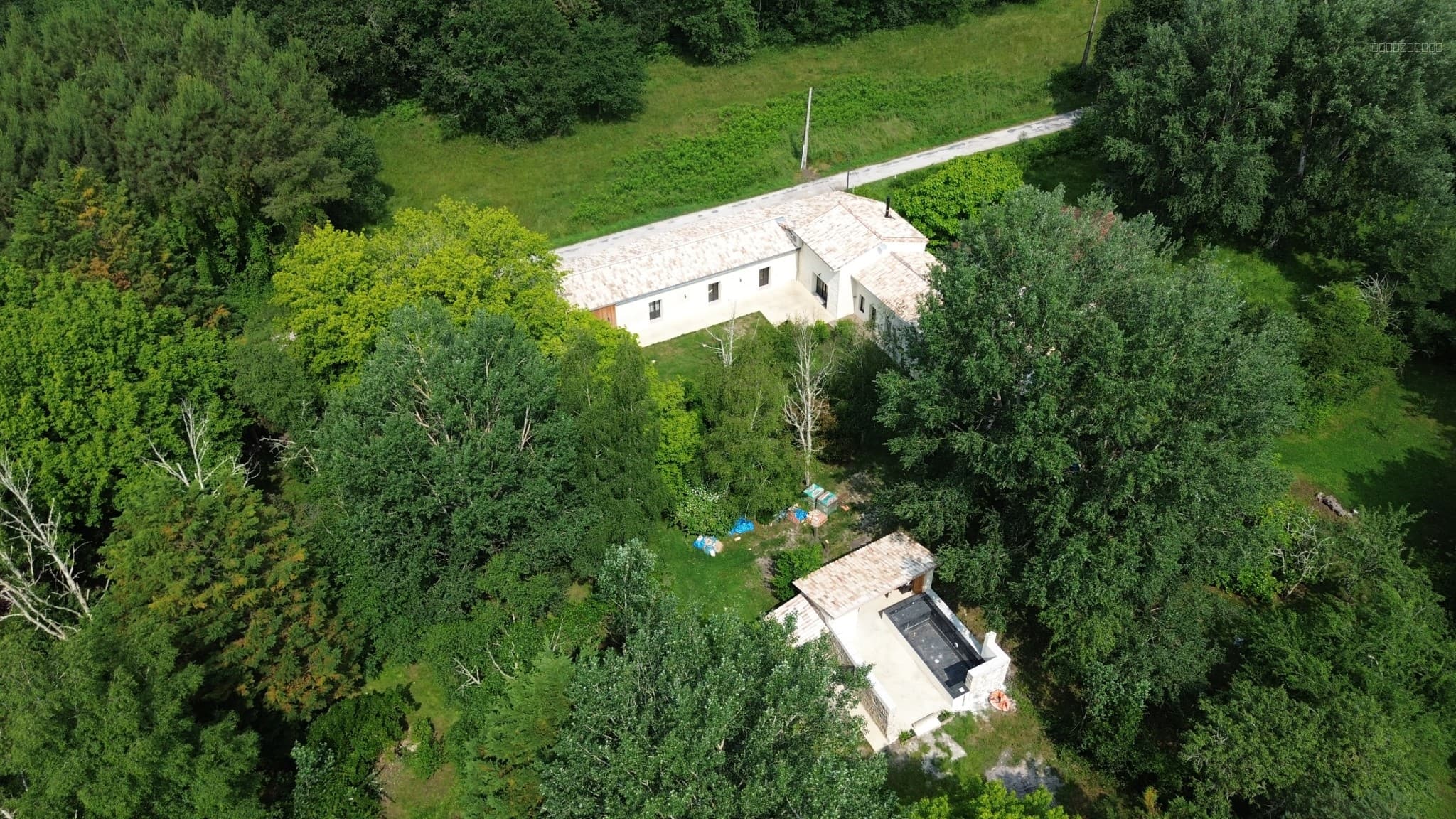 Demeure d'exception entre lac et océan