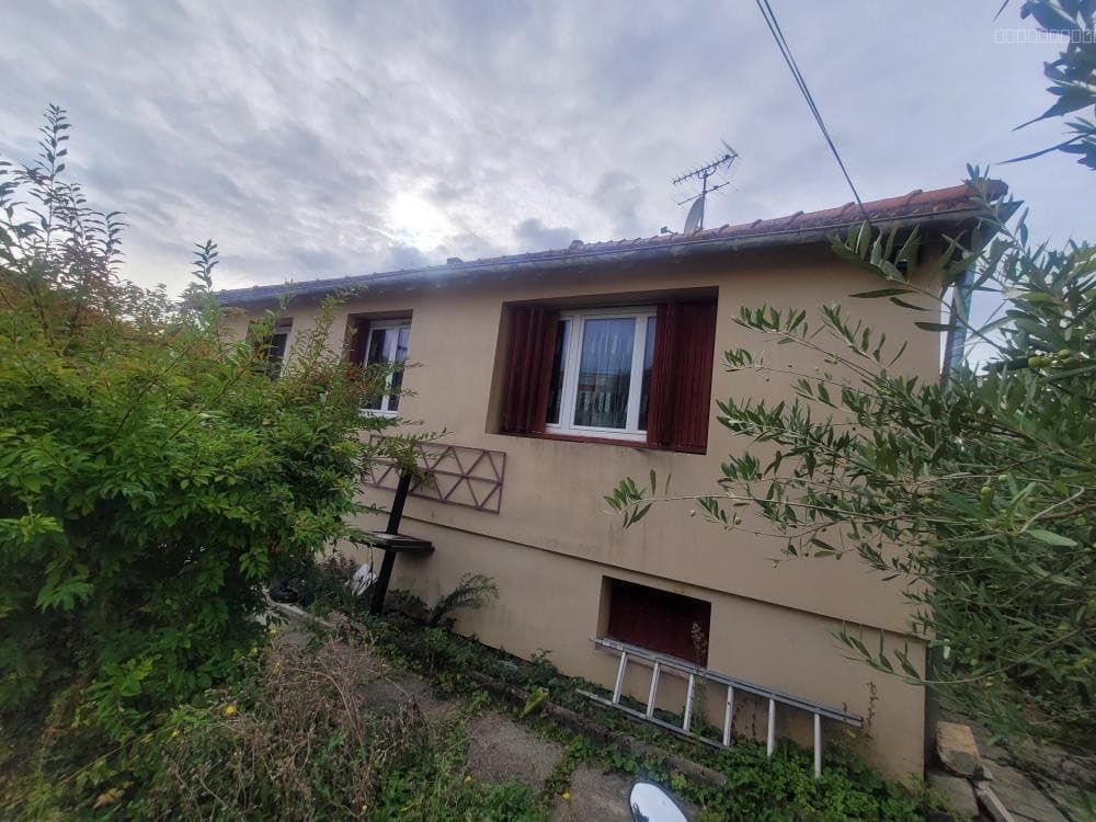 Maison individuelle F 5 - VILLIERS LE BEL