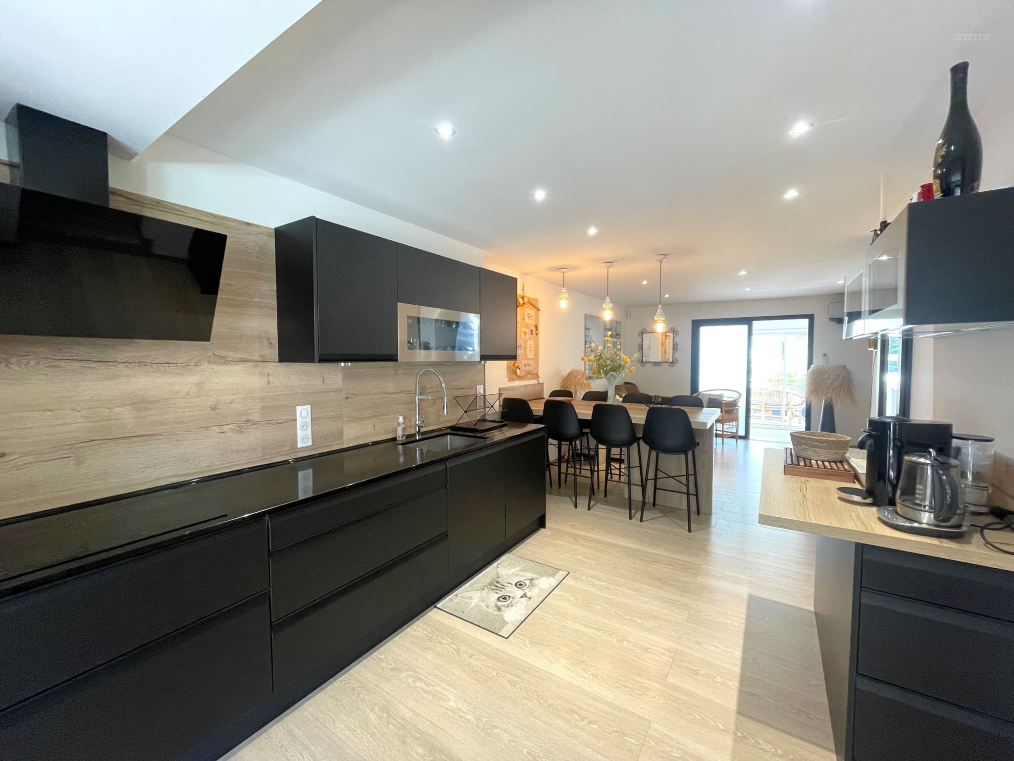 GRIMAUD- 4 pièces - 74m2 - Piscine - SPA - Garage