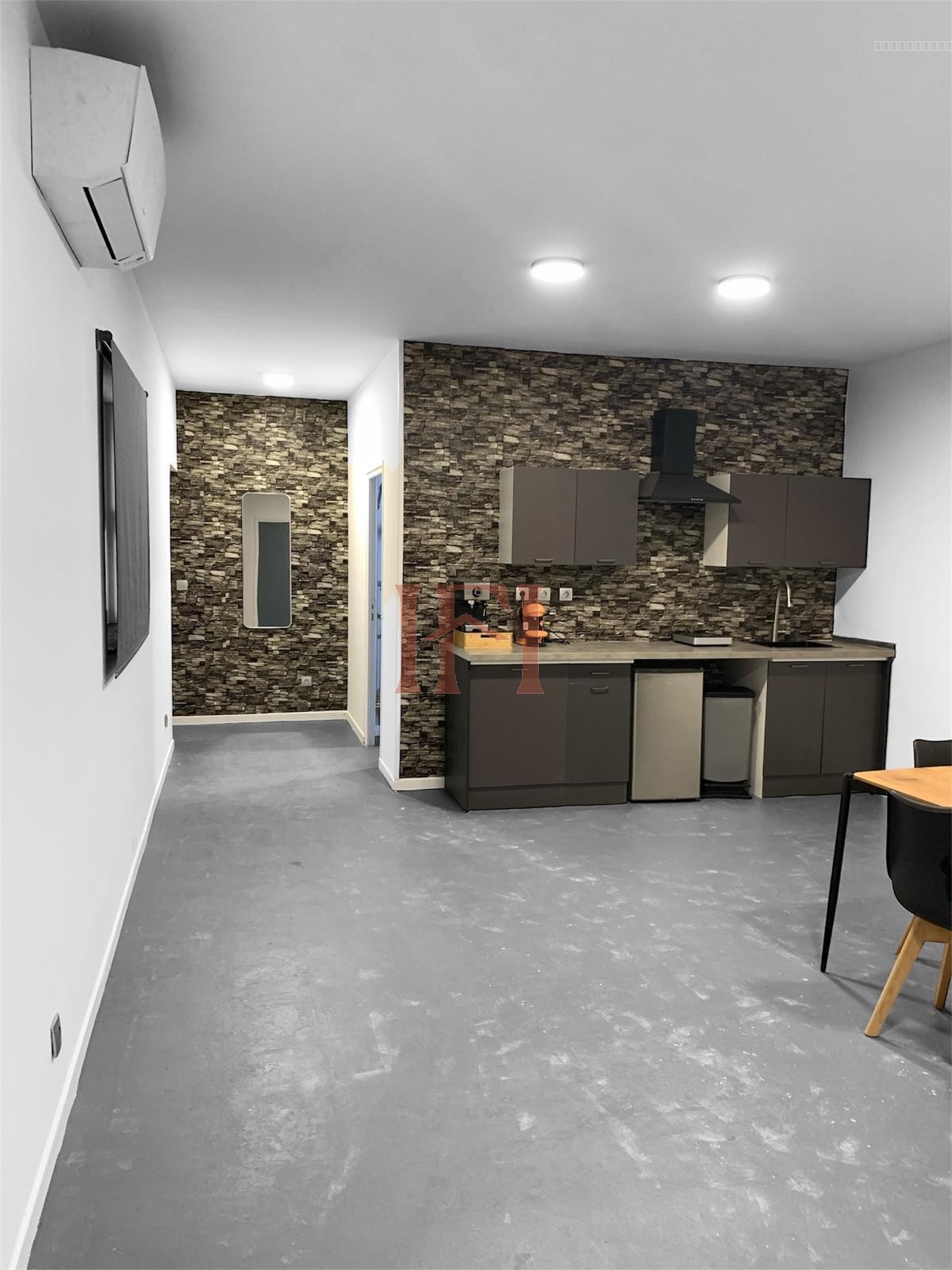 ENSEMBLE IMMOBILIER DE CARACTERE - A FORT POTENTIEL, SECTEUR LUNAY — photo 13