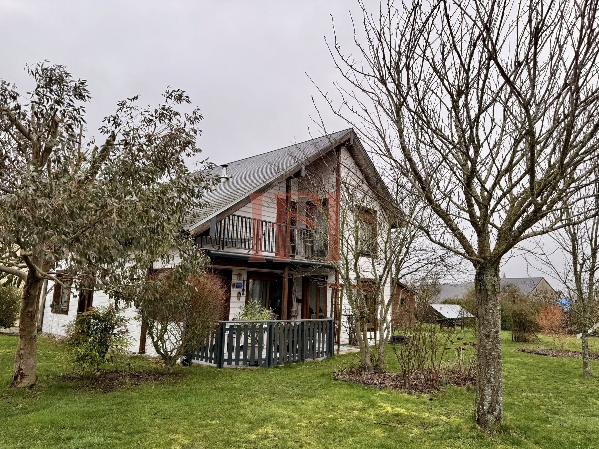 Maison à vendre à Cloyes les trois rivieres, 650 m², 6 pièces – photo 1 sur 20