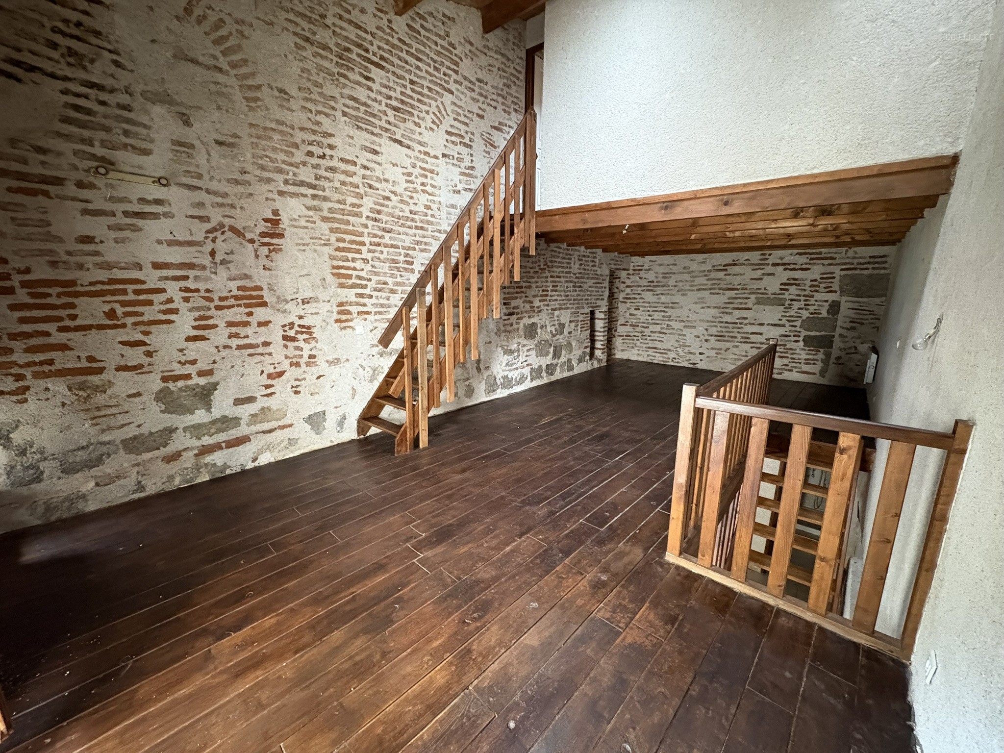 Bien immobilier à vendre à Port ste marie, 80 m², 3 pièces – photo 1 sur 6