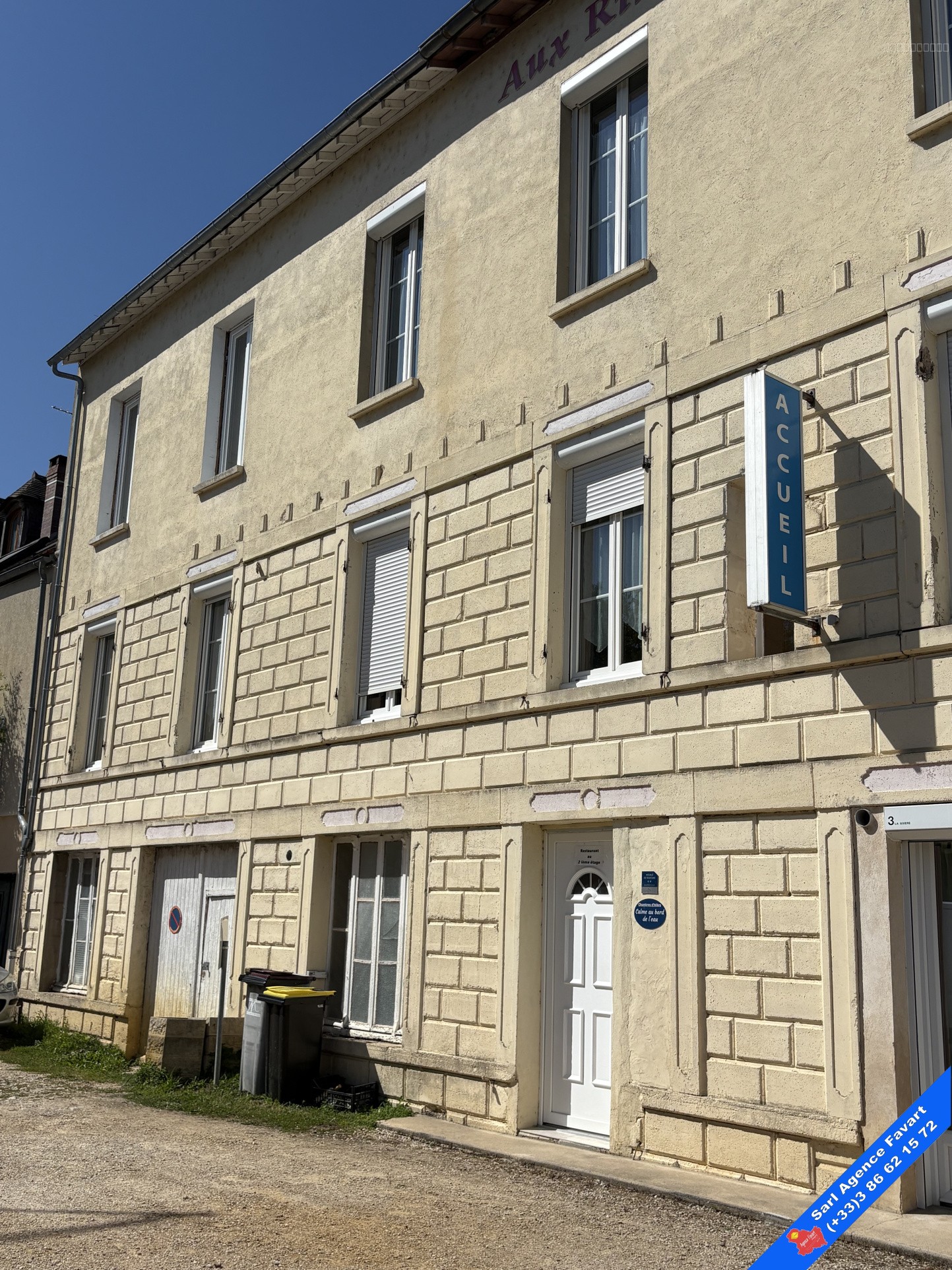 Immeuble avec vue sur l'Yonne — photo 1