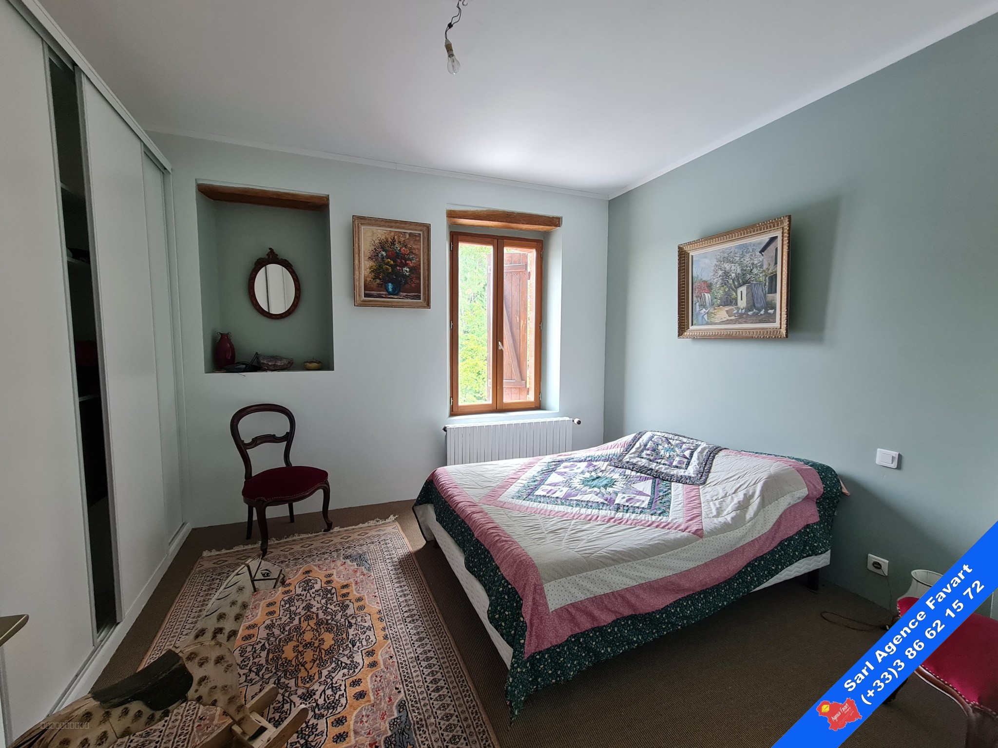 Belle maison familiale avec jardin paysagé et piscine — photo 8