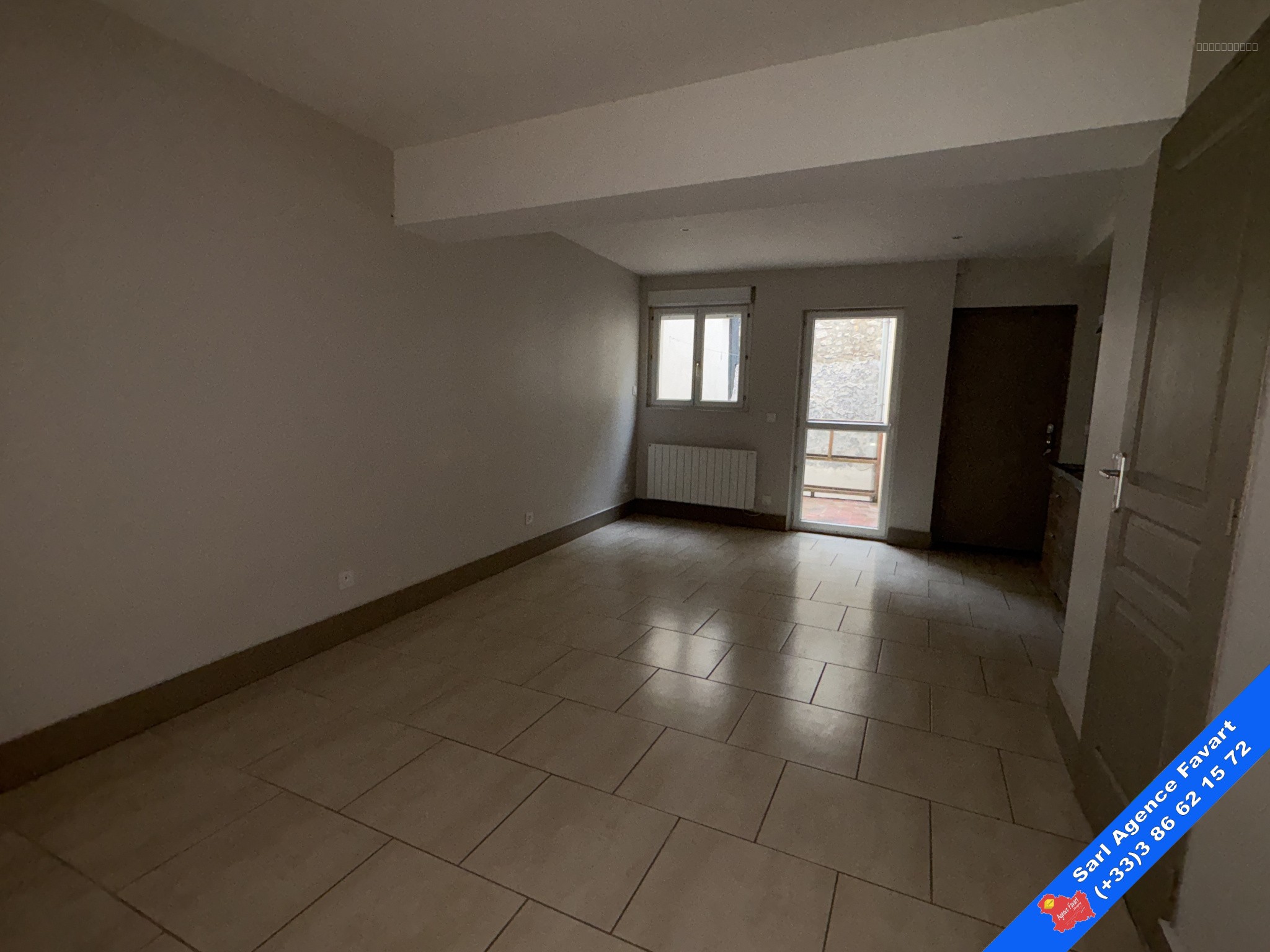Appartement à louer à Joigny, 1 343 m², 2 pièces – photo 3 sur 7