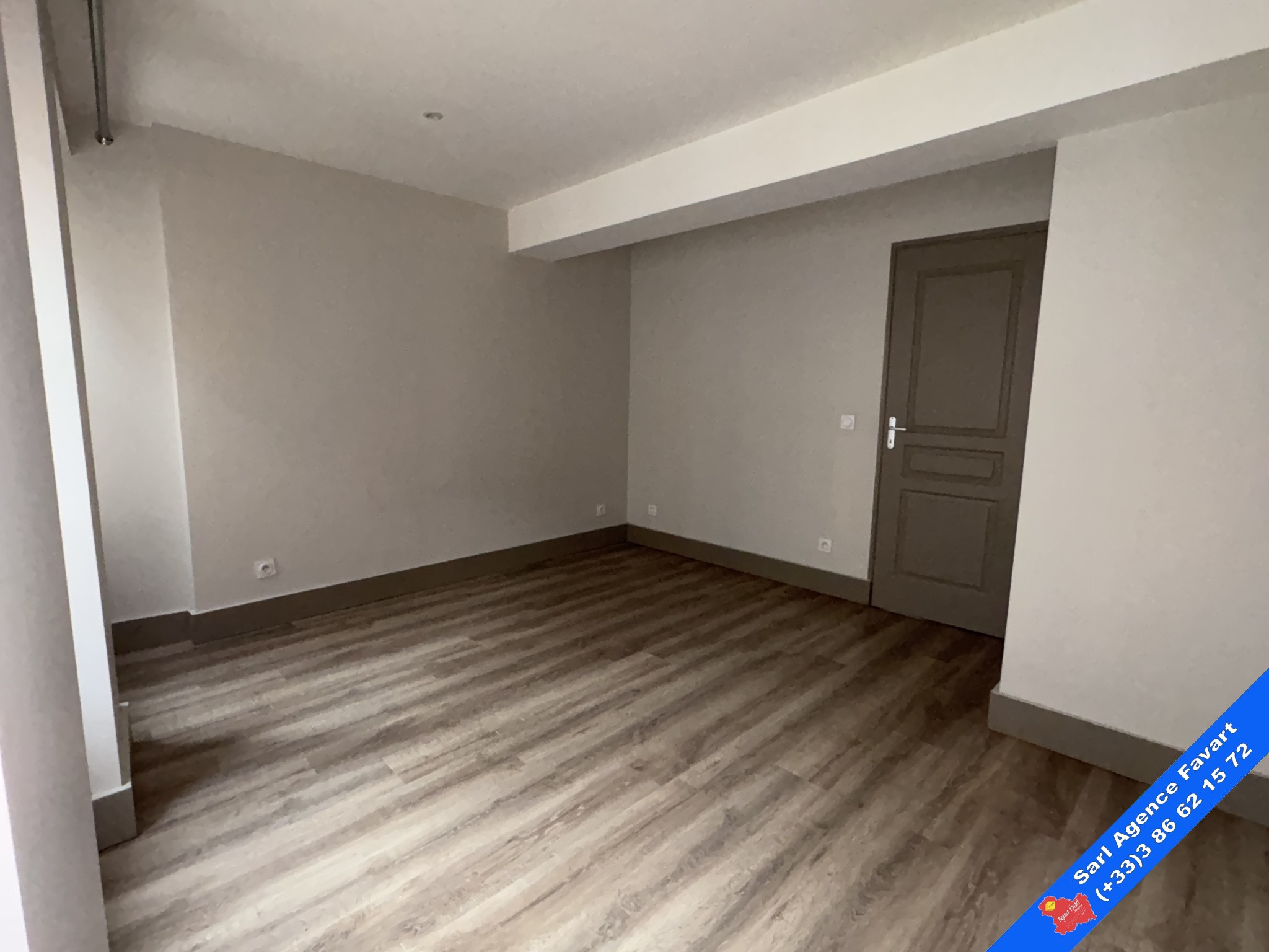 Appartement à louer à Joigny, 1 343 m², 2 pièces – photo 2 sur 7