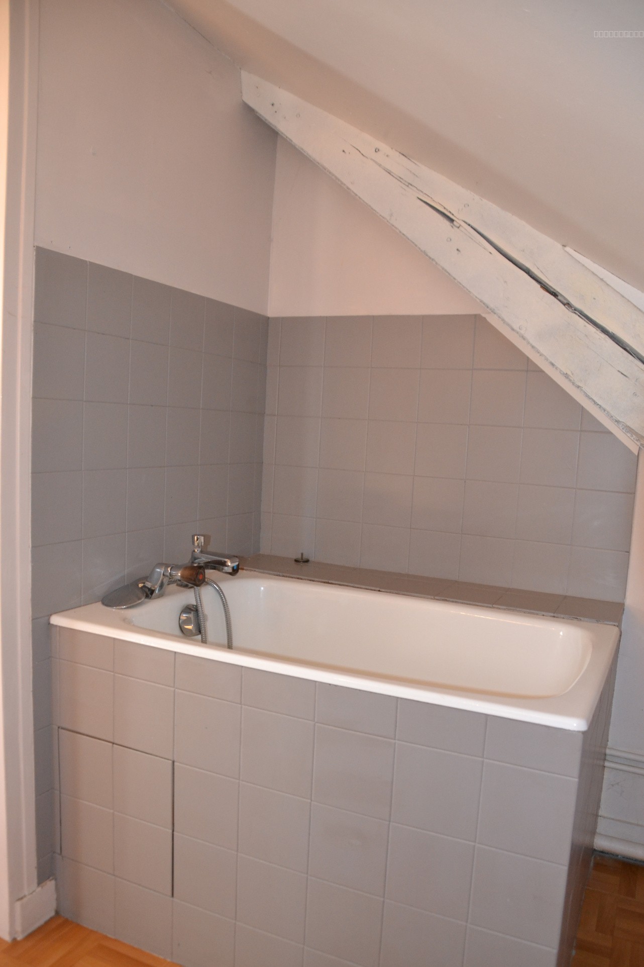 Agréable T2 de 45 m2 (30 m2 Carrez) avec de belles vues et bien situé en centre-ville — photo 13