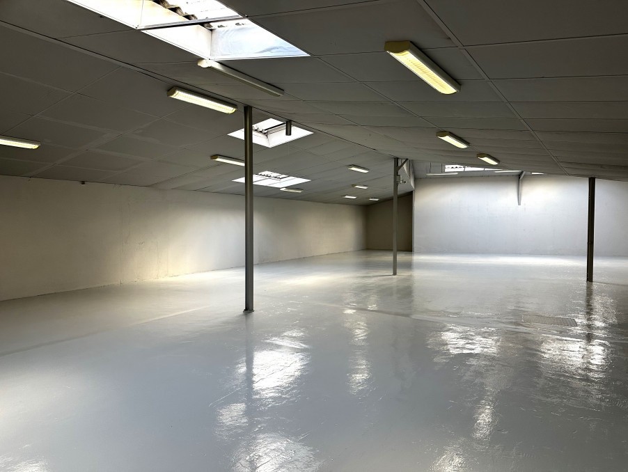 Bien immobilier à louer à Troyes, 560 m² – photo 2 sur 5