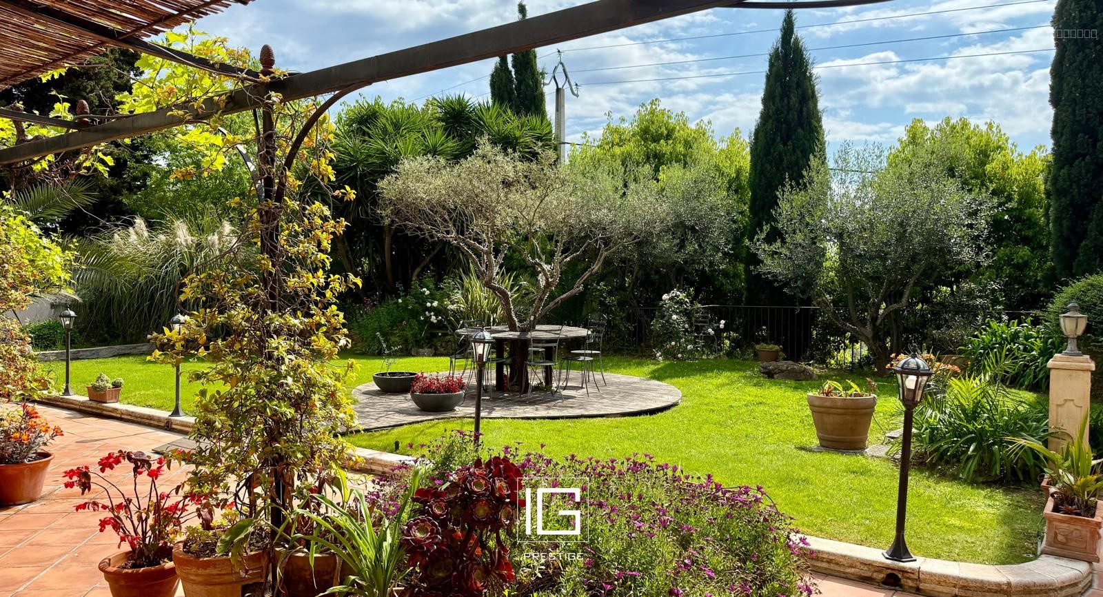 Maison à vendre à Cuers, 276 m², 5 pièces – photo 3 sur 10