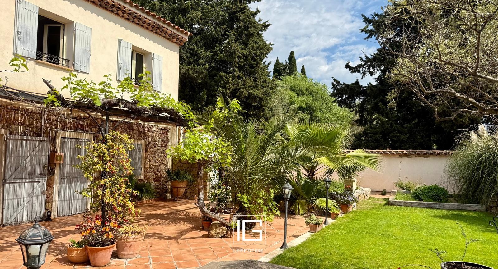 EXCLUSIVITE: INVESTISSEMENT MURS COMMERCIAUX et HABITATION — photo 1