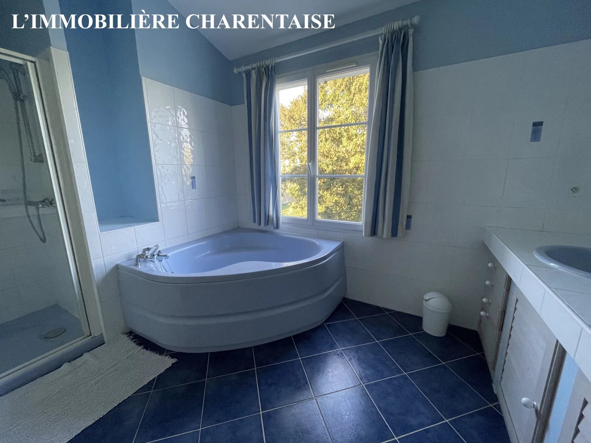 Maison - proche ROYAN — photo 10