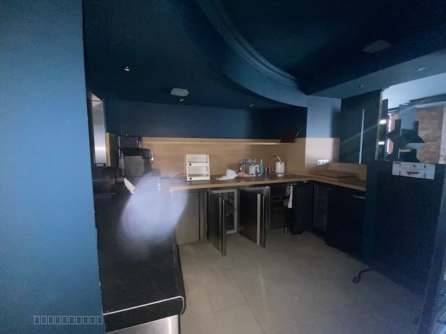 Ensemble immobilier centre ville proche commerces — photo 12