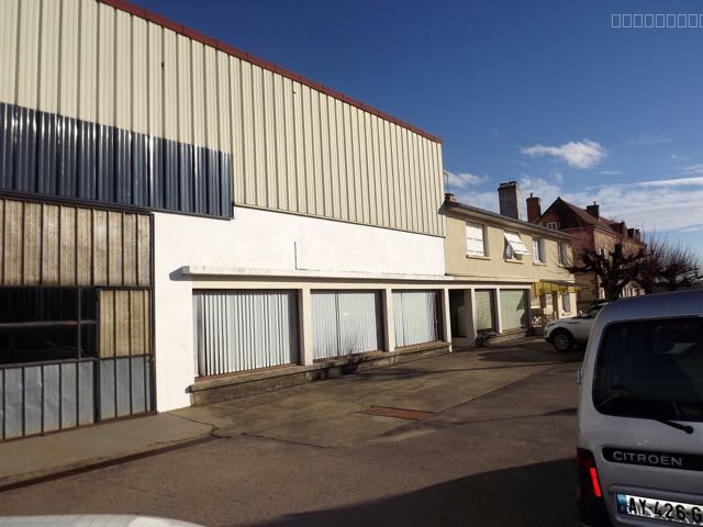 Local commercial à vendre à Avrilly, 820 m² – photo 3 sur 20