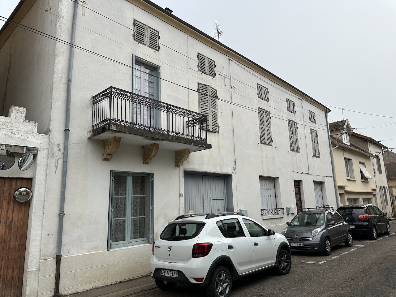 Maison à vendre à Marcigny, 240 m², 12 pièces – photo 1 sur 20