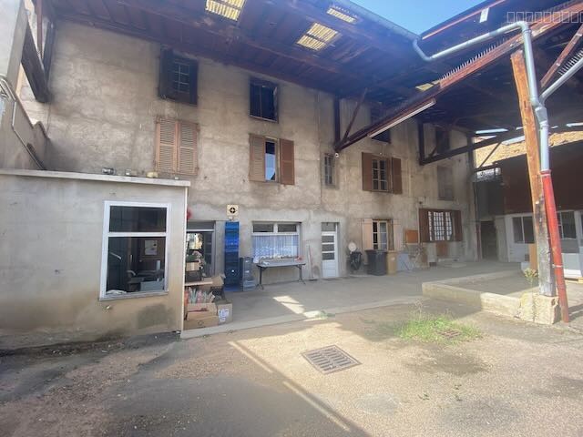 Ensemble immobilier centre ville proche commerces — photo 3