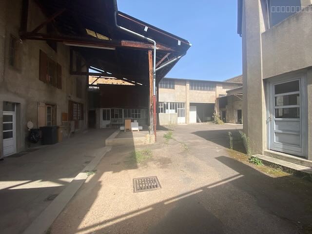 Ensemble immobilier centre ville proche commerces — photo 5
