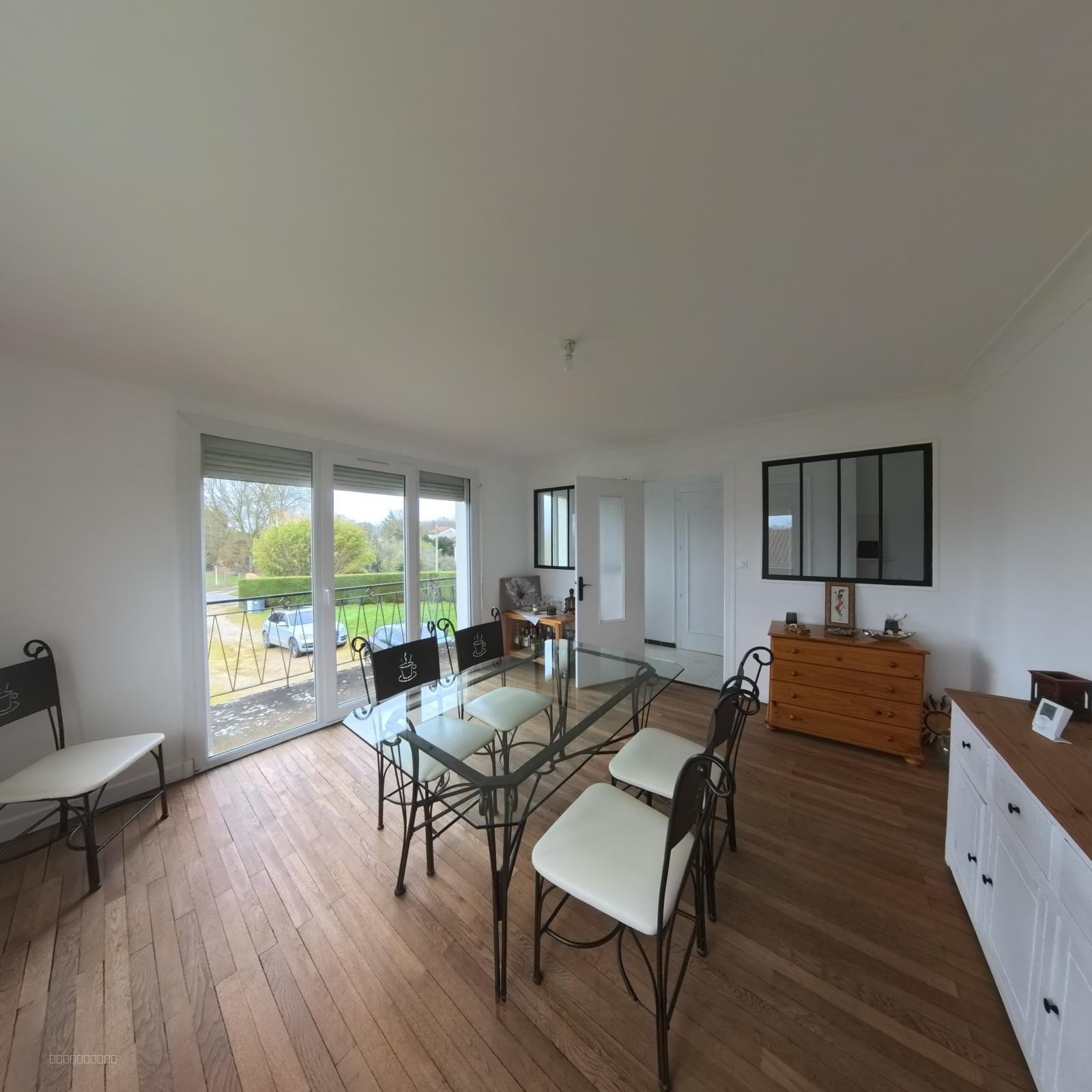 Maison à louer à Mignaloux beauvoir, 500 m², 6 pièces – photo 2 sur 7
