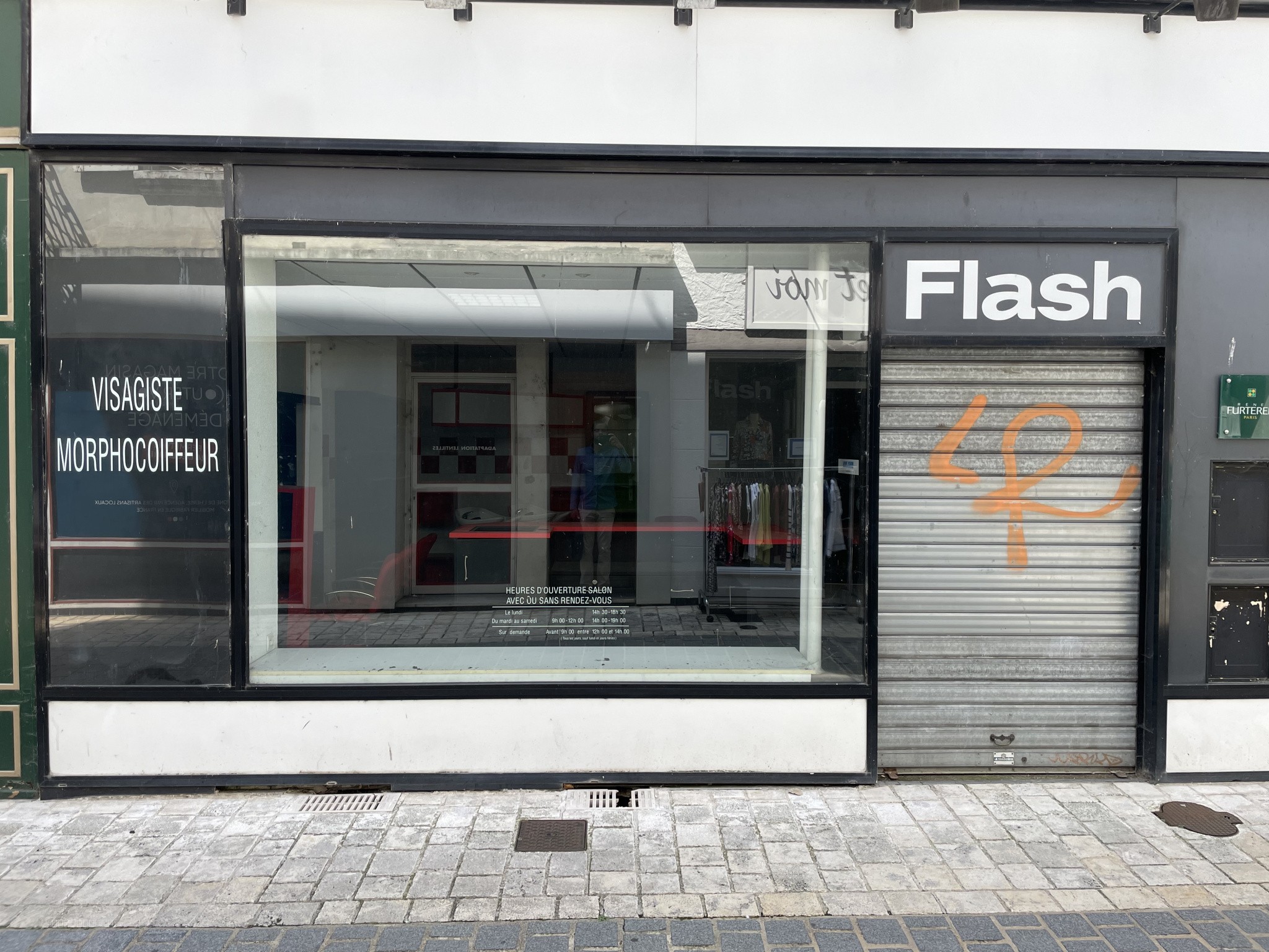 Local commercial à louer à Chatellerault, 47 m² – photo 2 sur 2