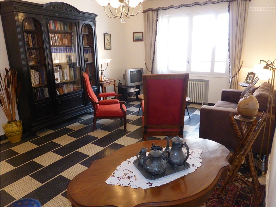 By DRIVE IMMO RARE HOTEL DE VILLE NARBONNE APPARTEMENT T6 AVEC PATIO — photo 3