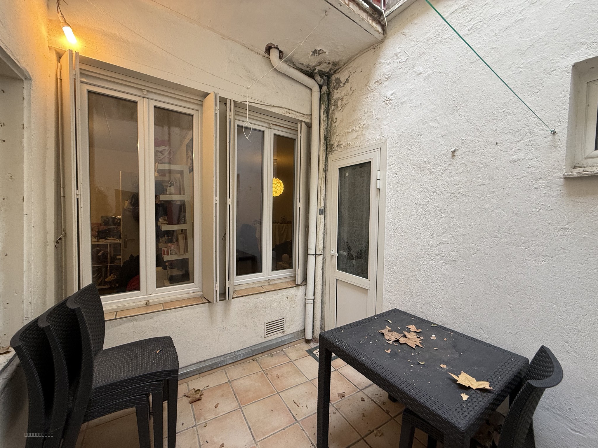 NARBONNE SECTEUR PRISÉ - IMMEUBLE DE RAPPORT 280M2 - PROCHE HALLES — photo 6