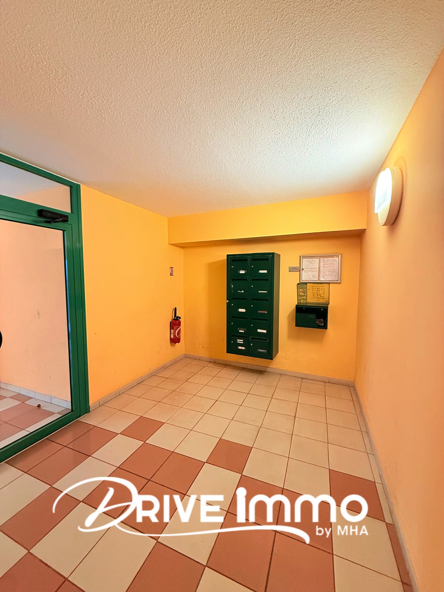 EXCLUSIVITÉ - T2 avec terrasse plein Sud Quai d’Alsace à Narbonne Résidence sécurisée — photo 8