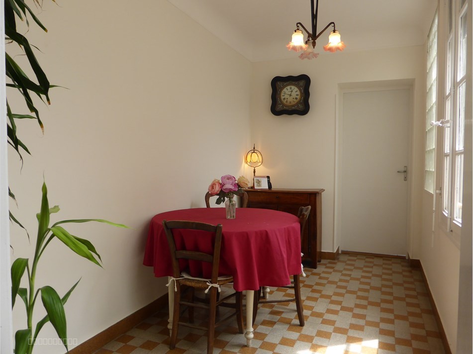 By DRIVE IMMO RARE HOTEL DE VILLE NARBONNE APPARTEMENT T6 AVEC PATIO — photo 8