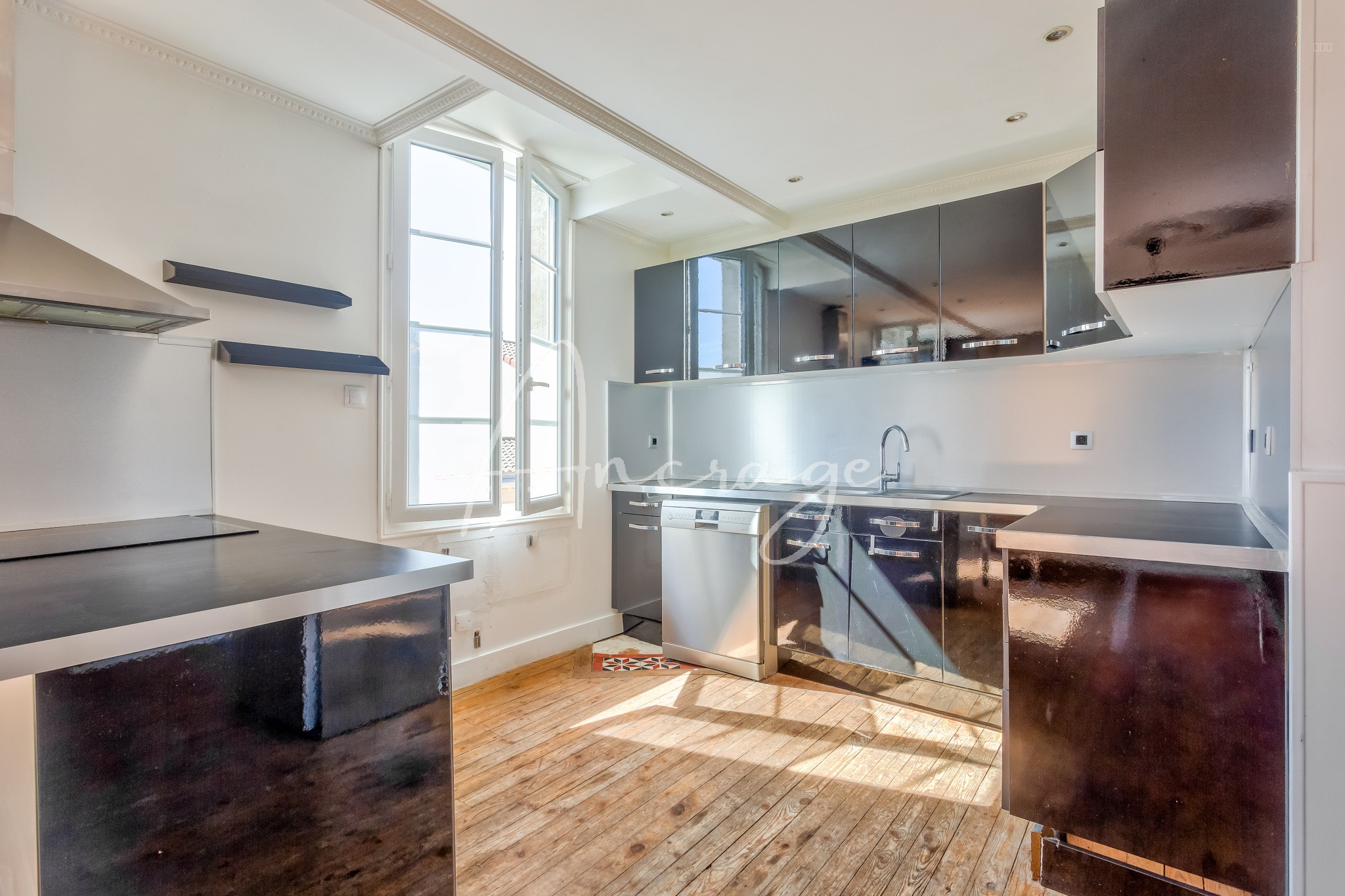 Appartement à vendre à Bordeaux, 130 m², 4 pièces – photo 1 sur 14
