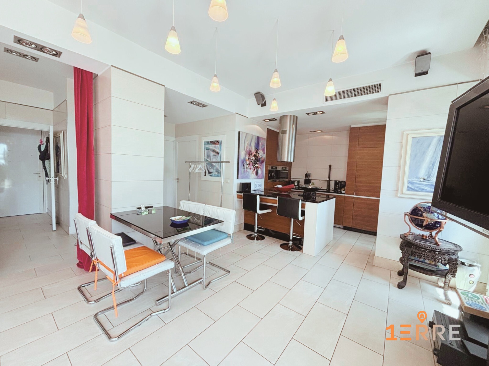 Rare Seafront Garden Apartment Promenade des Anglais — photo 3