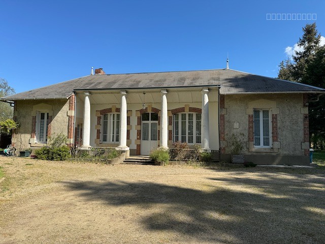 Maison à vendre à Saint-jean-d hermine, 21,23 m², 7 pièces – photo 1 sur 18