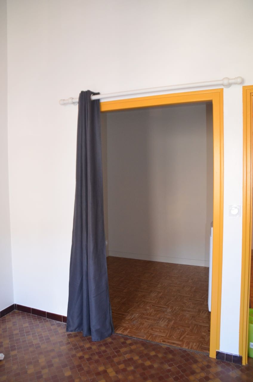 Appartement à louer à Saint-jean-d hermine, 490 m², 2 pièces – photo 3 sur 5
