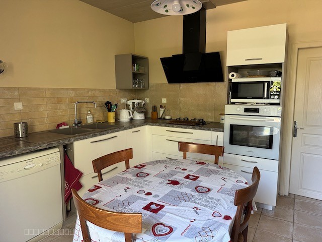 Maison à vendre à Saint-jean-d hermine, 21,23 m², 7 pièces – photo 2 sur 18