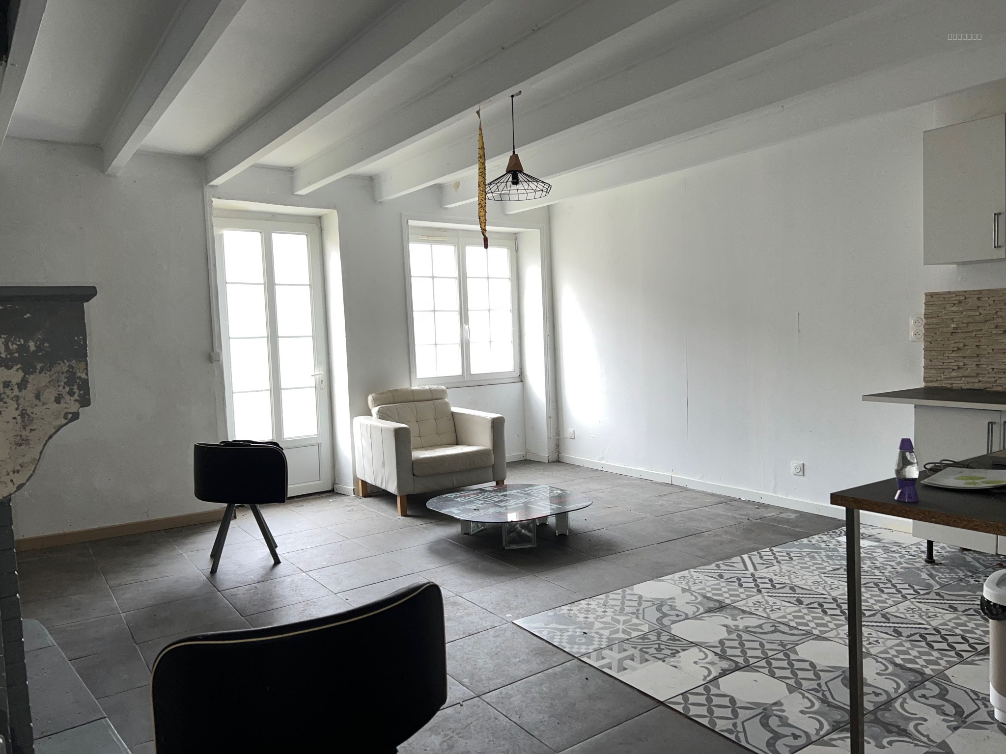 Maison à vendre à Saint-jean-d hermine, 906 m², 6 pièces – photo 3 sur 12
