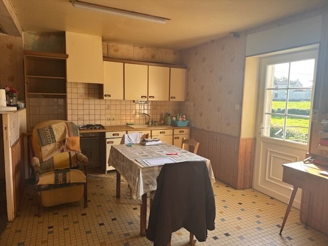 Maison à vendre à St cyr des gats, 578 m², 4 pièces – photo 2 sur 11