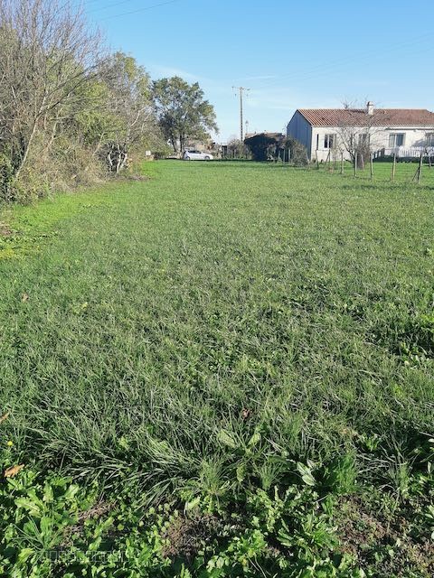 Bien immobilier à vendre à Ste hermine, 1 063 m² – photo 2 sur 3