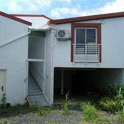 Entrepôt à vendre à Ste suzanne, 608 m² – photo 3 sur 5