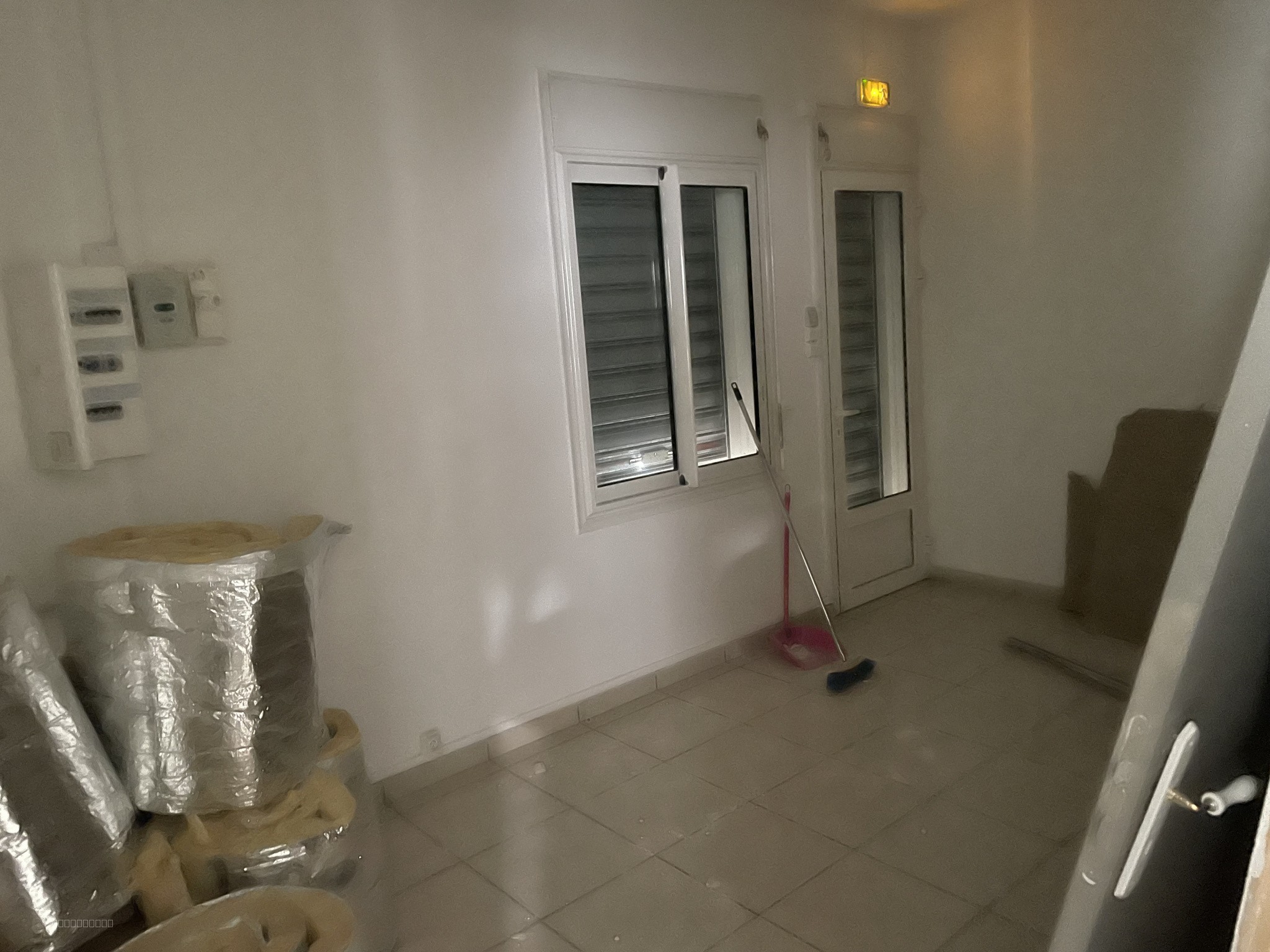 Local commercial à louer à St andre, 90 m² – photo 2 sur 7