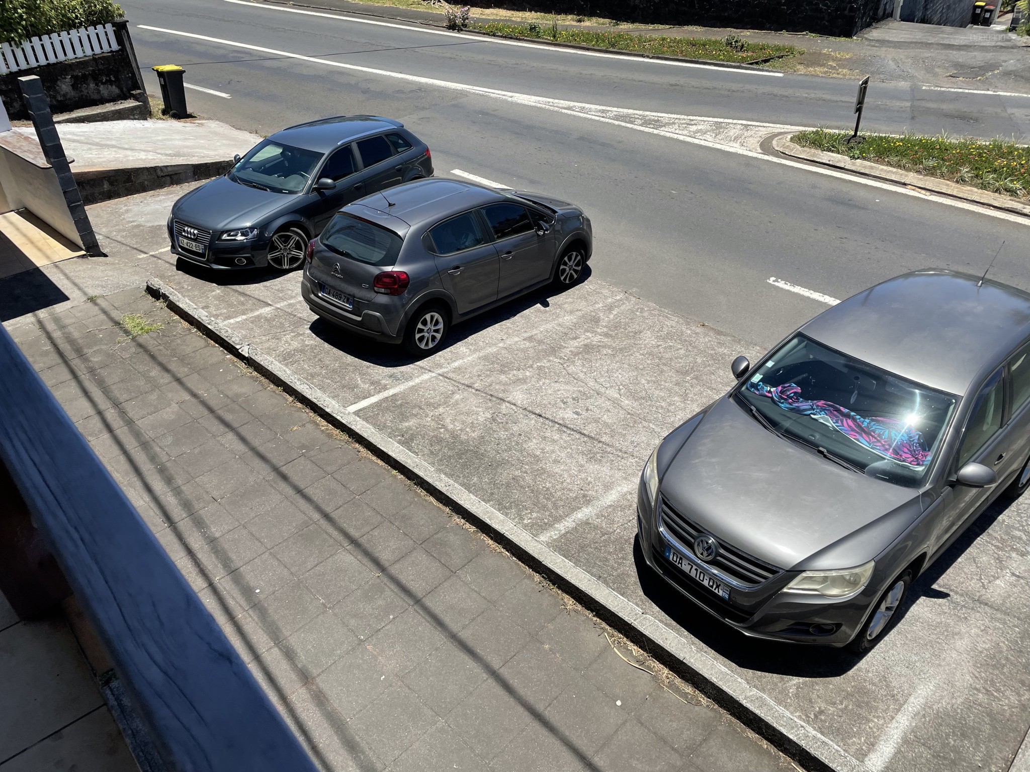 A vendre un ensemble de 177 m2 comprenant 4 locaux professionnels et un studio sur Saint Philippe — photo 7