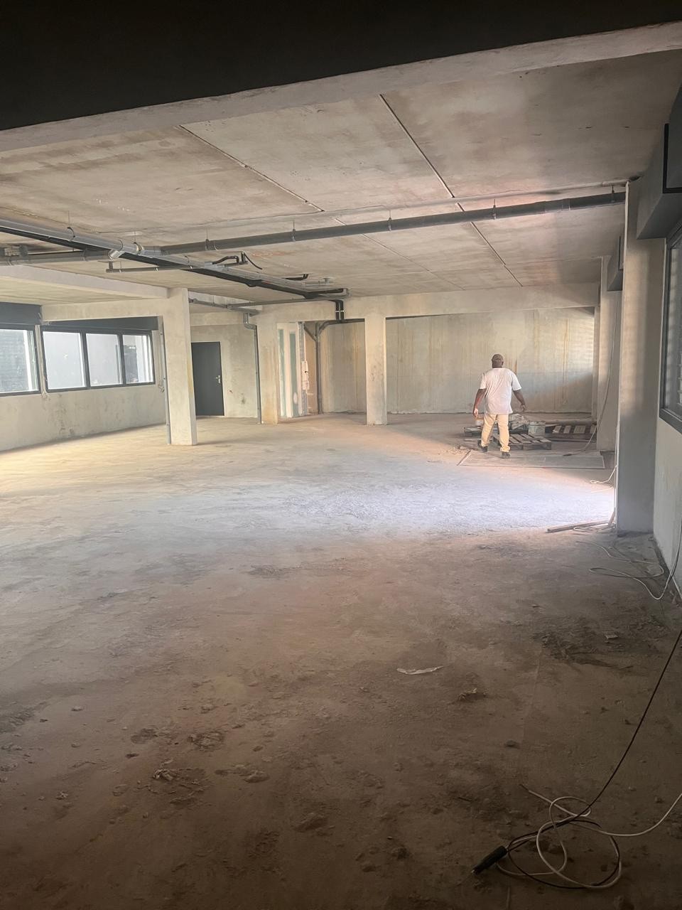 Local commercial à vendre à St pierre, 192 m² – photo 3 sur 5