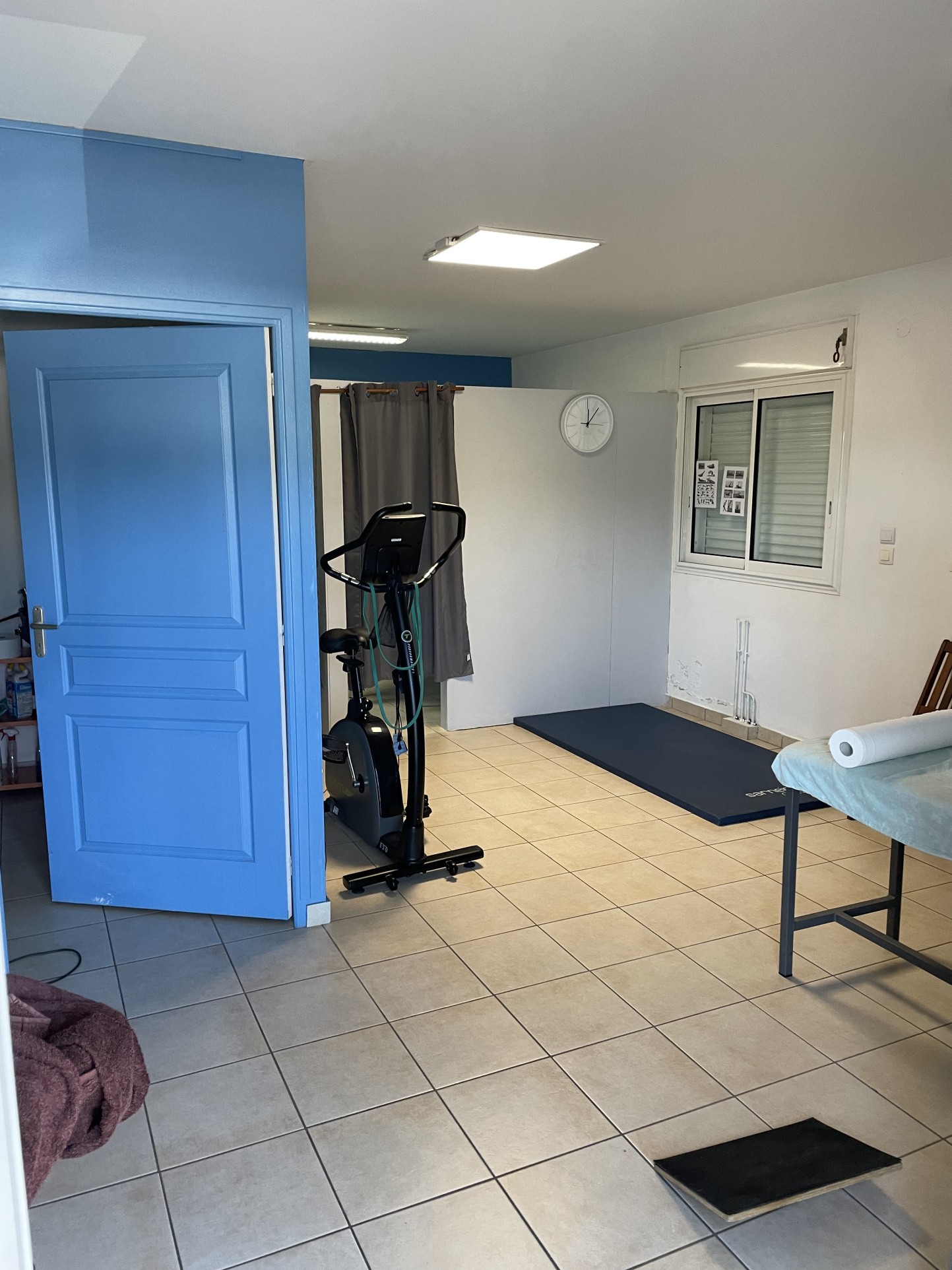 A vendre un ensemble de 177 m2 comprenant 4 locaux professionnels et un studio sur Saint Philippe — photo 6