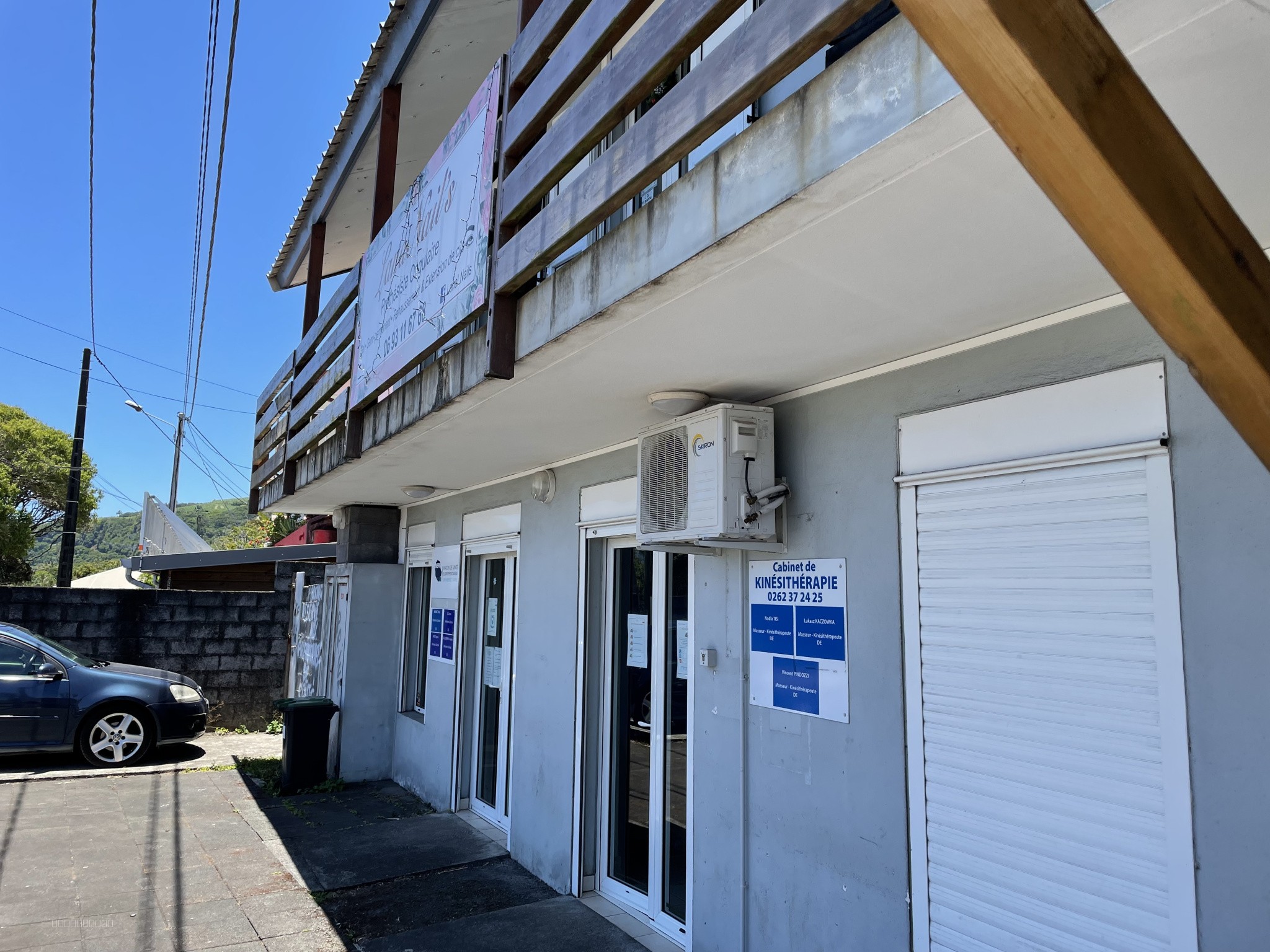 A vendre un ensemble de 177 m2 comprenant 4 locaux professionnels et un studio sur Saint Philippe — photo 8