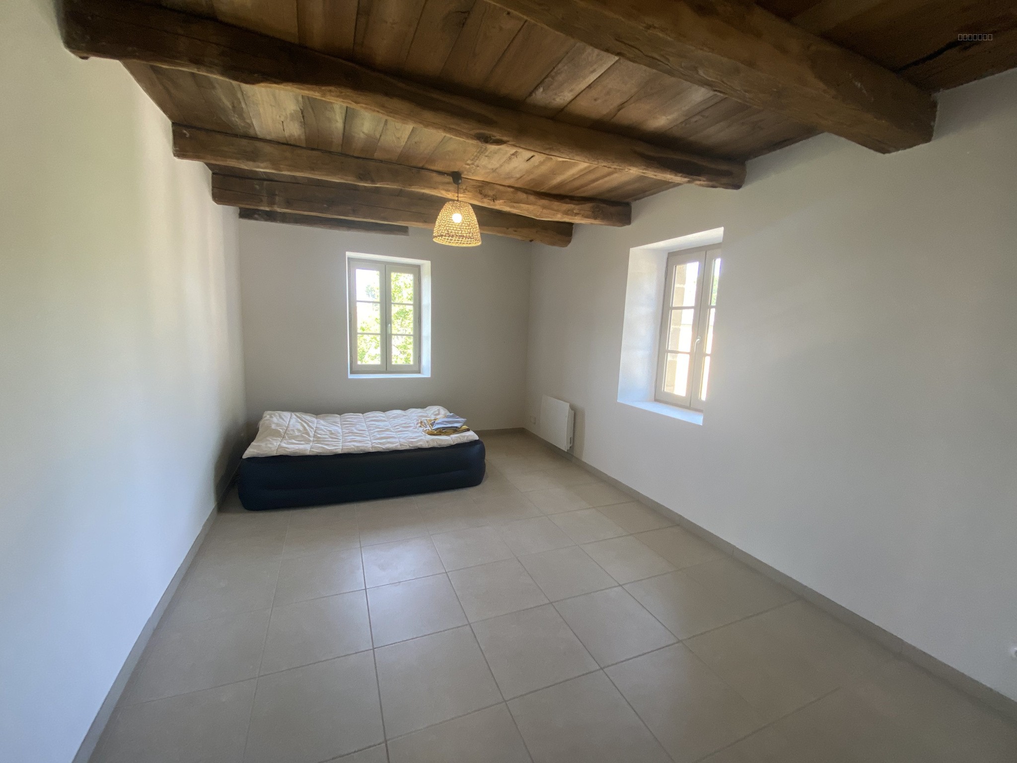 Bien immobilier à vendre à Soursac, 600 m², 5 pièces – photo 3 sur 14