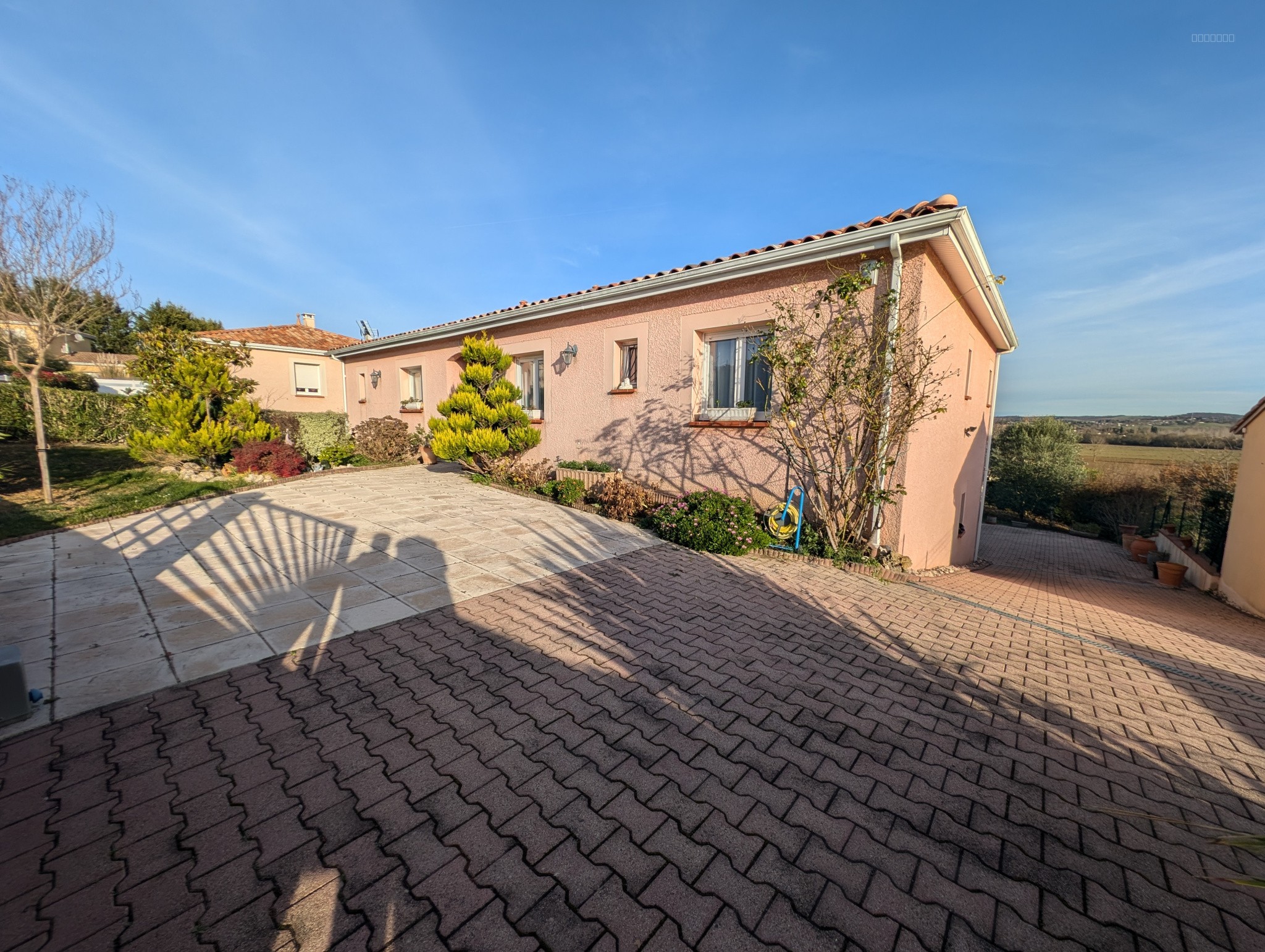 Maison à vendre à L isle jourdain, 131 m², 4 pièces – photo 1 sur 13