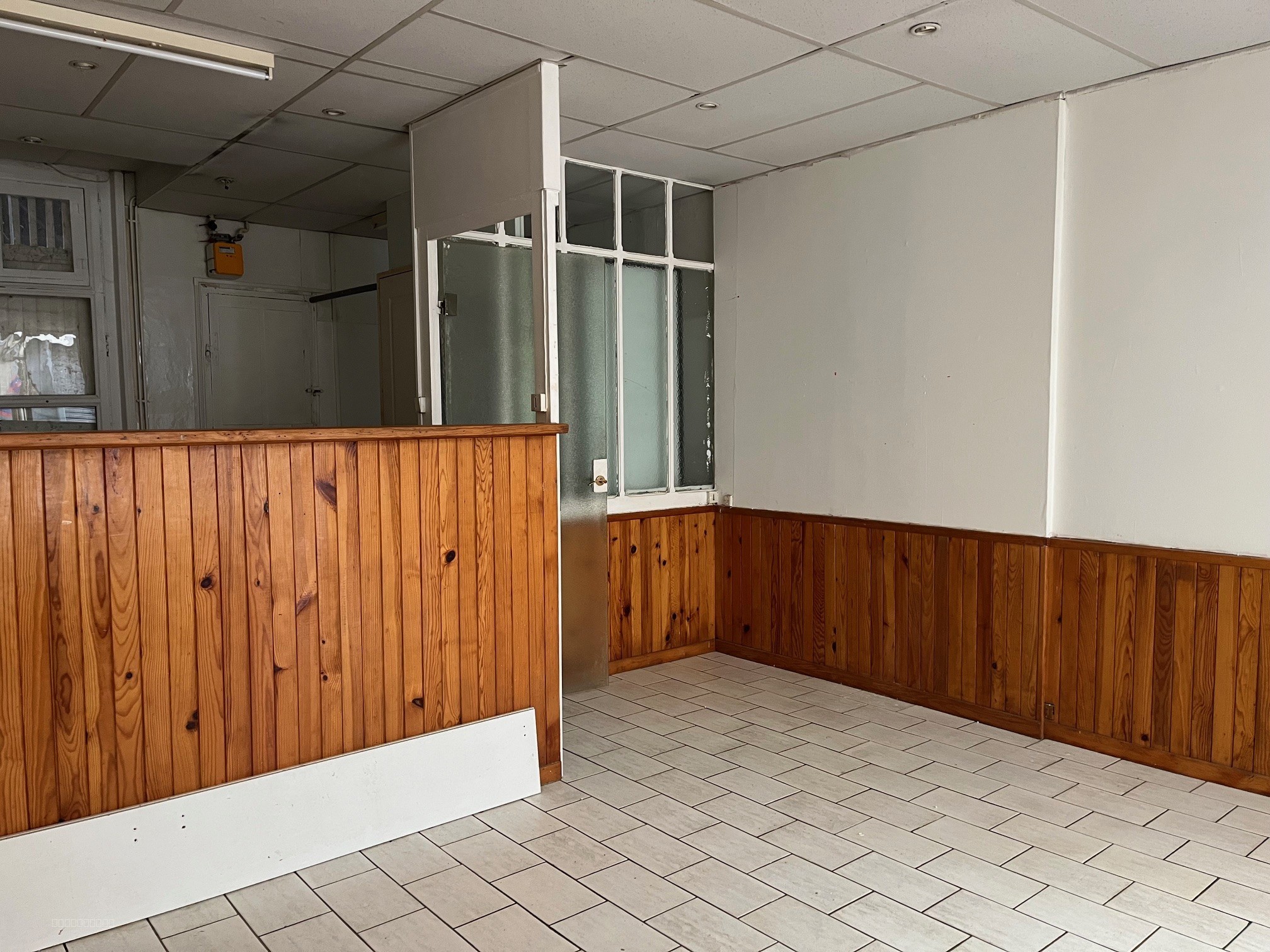 Local commercial à louer à Chalon sur saone, 33,87 m² – photo 2 sur 3